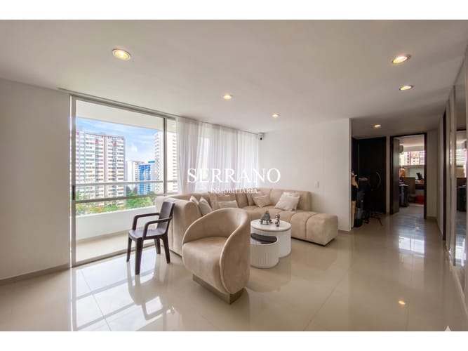 Apartamento de 3 alcobas en venta en Anillo Vial, Floridablanca, 92 m² · foto 2 de 15