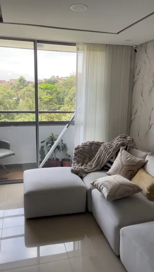Apartamento de 3 alcobas en venta en Amazonia, Bello, 58 m² · foto 4 de 16