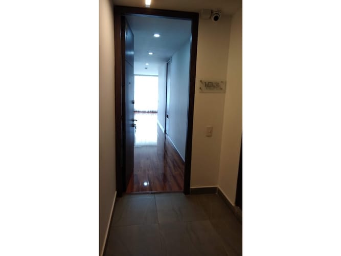 Apartamento de 4 alcobas en venta en La Felicidad, Bogotá, 148 m² · foto 2 de 22