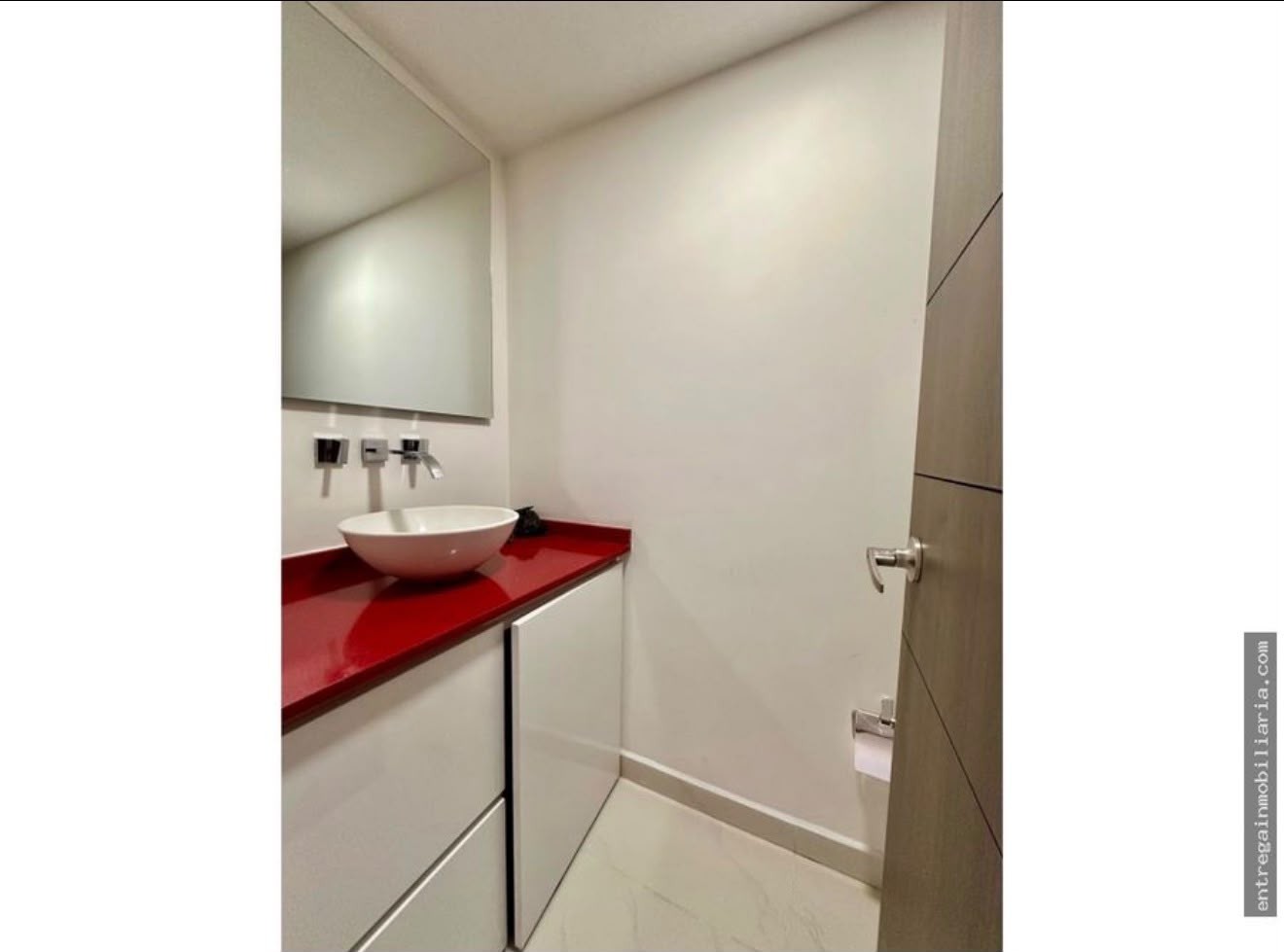 Apartamento en venta en El Poblado, Medellín · foto 11 de 17
