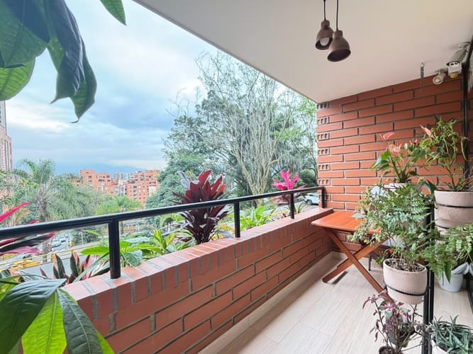 Apartamento en venta en Loma Del Chocho, Envigado · foto 3 de 8