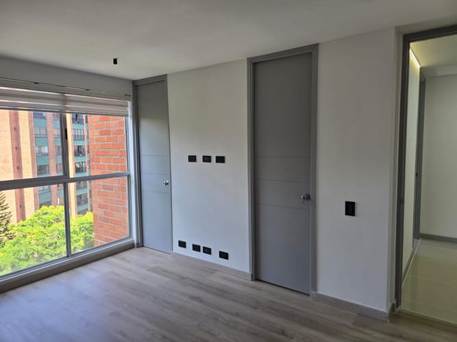 Apartamento de 3 alcobas en venta en El Poblado, Medellín, 116 m² · foto 5 de 7