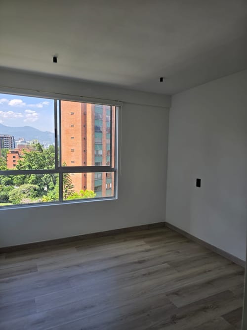 Apartamento de 3 alcobas en venta en El Poblado, Medellín, 116 m² · foto 7 de 7