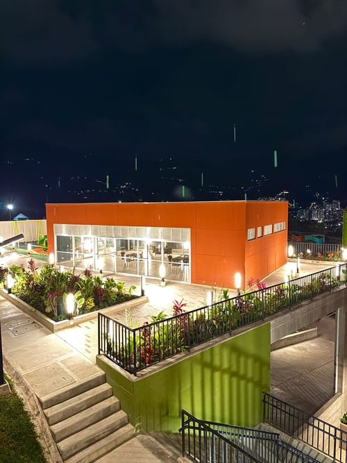 Apartamento de 3 alcobas en venta en Santa Ana, Bello, 55 m² · foto 15 de 16