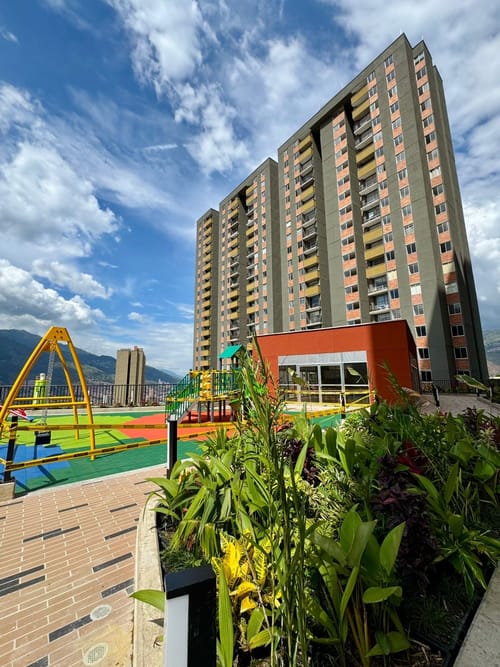 Apartamento de 3 alcobas en venta en Santa Ana, Bello, 55 m² · foto 14 de 16