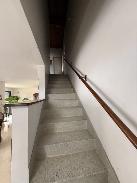 Casa de 3 alcobas en venta en Laureles, Medellín · foto 6 de 11