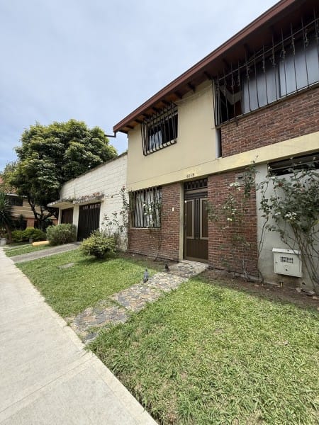 Casa de 3 alcobas en venta en Laureles, Medellín · foto 11 de 11