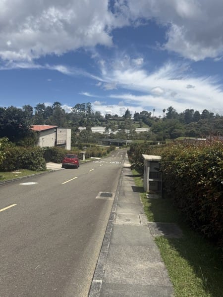 Lote en venta en El Retiro, 1785 m² · foto 6 de 12