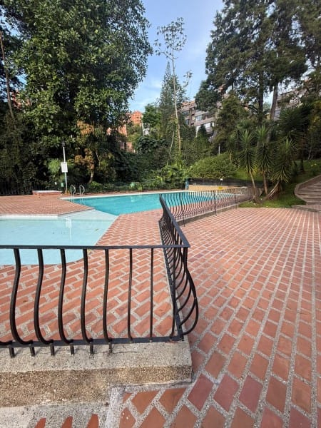 Apartamento de 4 alcobas en venta en El Poblado, Medellín, 156 m² · foto 13 de 15
