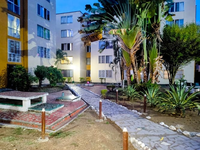 Apartamento de 3 alcobas en venta en Sector Transito Municipal, Cali, 57 m² · foto 17 de 18