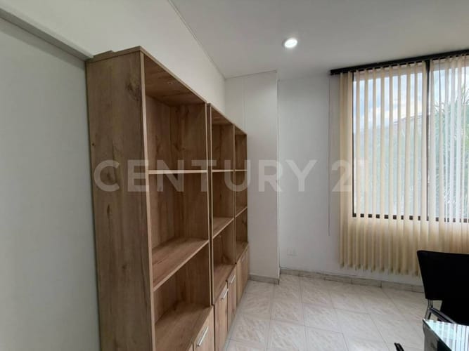 Oficina en arriendo en Centenario, Cali, 25 m² · foto 7 de 10