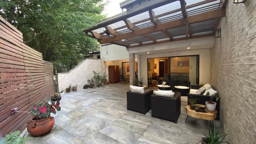 Casa de 4 alcobas en venta en El Poblado, Medellín, 245 m² · foto 4 de 7