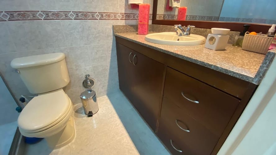 Casa de 4 alcobas en venta en El Poblado, Medellín, 245 m² · foto 5 de 7