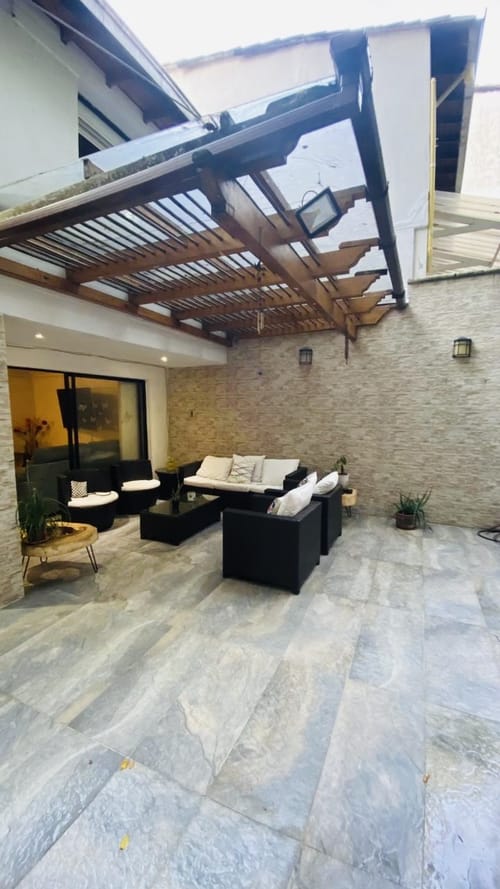 Casa de 4 alcobas en venta en El Poblado, Medellín, 245 m² · foto 7 de 7