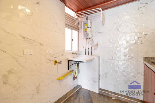 Apartamento en venta en La Felicidad, Bogotá · foto 4 de 24