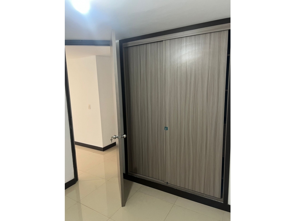 Apartamento en venta en El Progreso, Medellín · foto 4 de 24