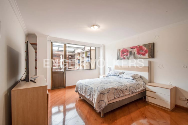 Apartamento en venta en Chicó Navarra, Bogotá · foto 8 de 12