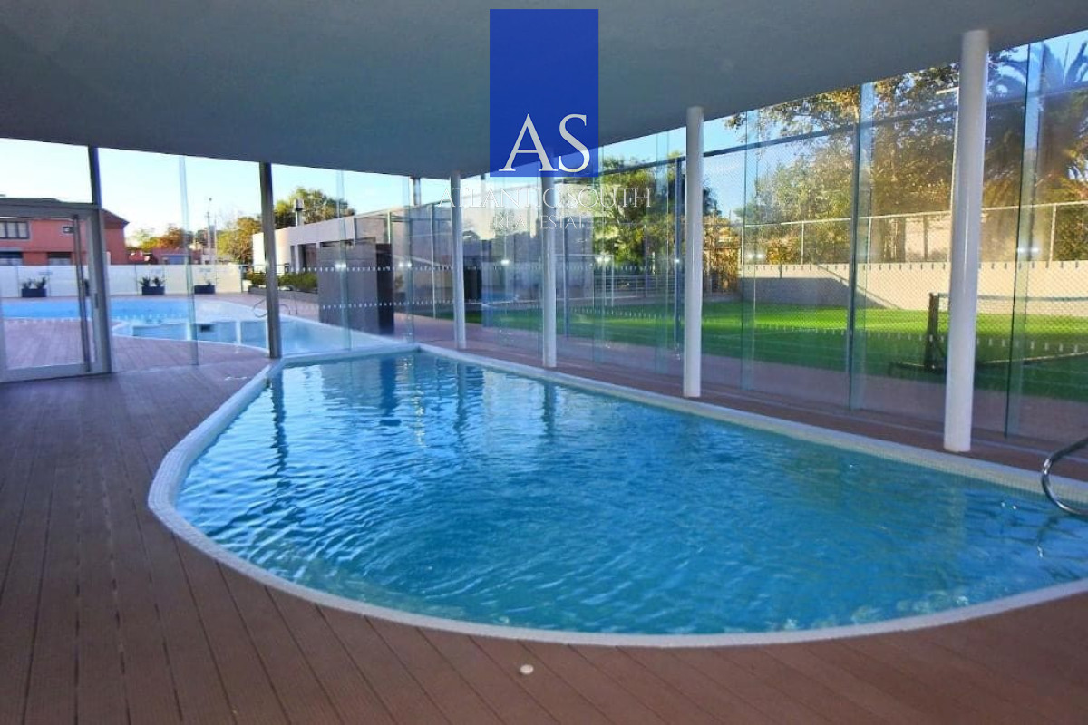 Penthouse de 3 dormitorios con vista directa al mar en Playa Mansa, Punta del Este · Foto 8