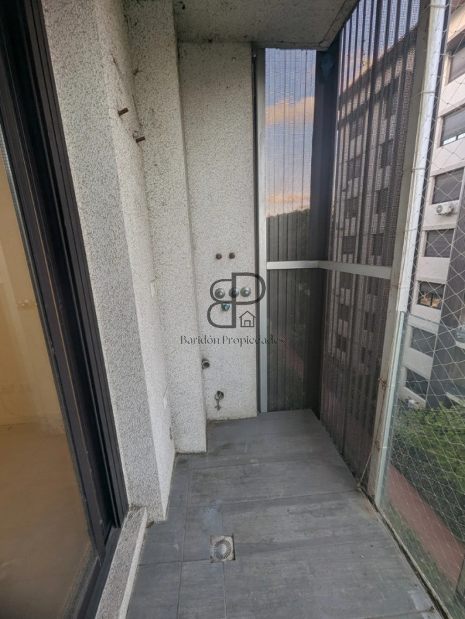 Alquiler Apartamento 1 Dormitorio Prado con balcon y cochera · Foto 2