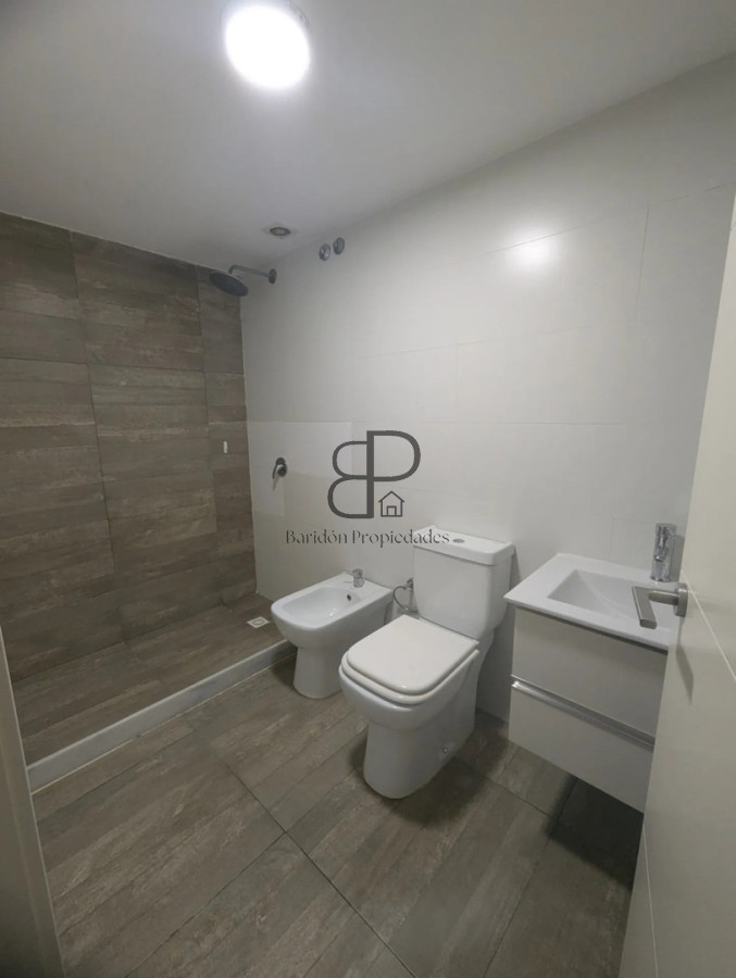 Alquiler Apartamento 1 Dormitorio Prado con balcon y cochera · Foto 8
