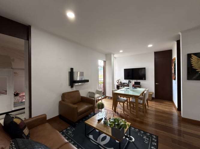 Apartamento de 2 alcobas en venta en Niza, Bogotá, 80 m² · foto 3 de 11