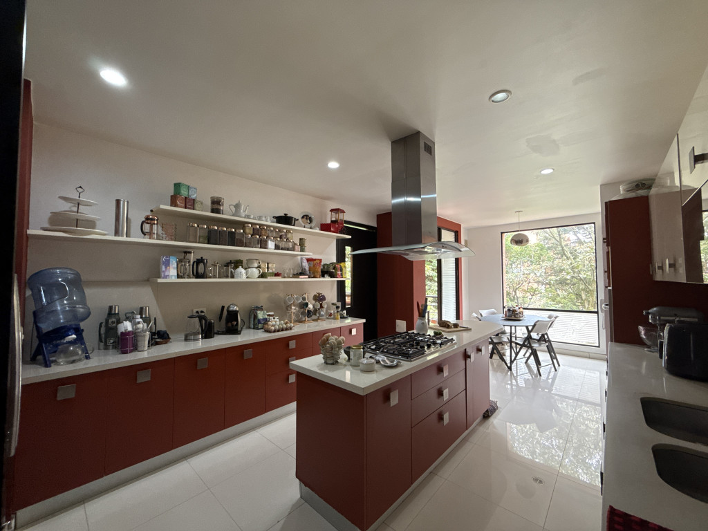 Apartamento en venta en Gratamira, Bogotá · foto 8 de 24