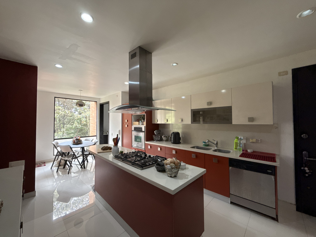 Apartamento en venta en Gratamira, Bogotá · foto 9 de 24