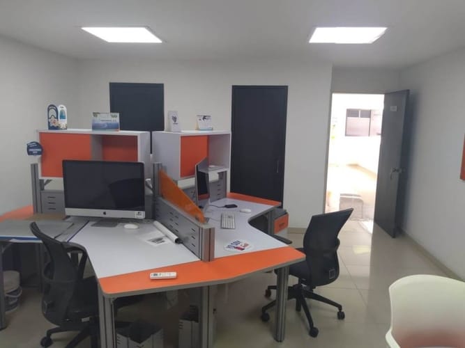 Oficina en venta en San Vicente, Cali, 301 m² · foto 20 de 20