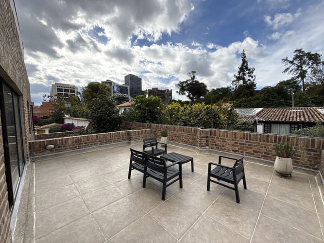 Casa de 3 alcobas en venta en Santa Barbara Oriental, Bogotá, 325 m² · foto 14 de 24