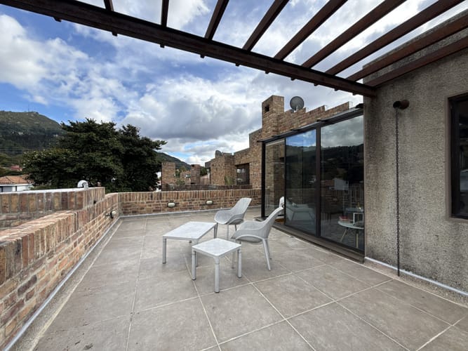 Casa de 3 alcobas en venta en Santa Barbara Oriental, Bogotá, 325 m² · foto 15 de 24