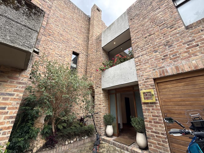 Casa de 3 alcobas en venta en Santa Barbara Oriental, Bogotá, 325 m² · foto 16 de 24