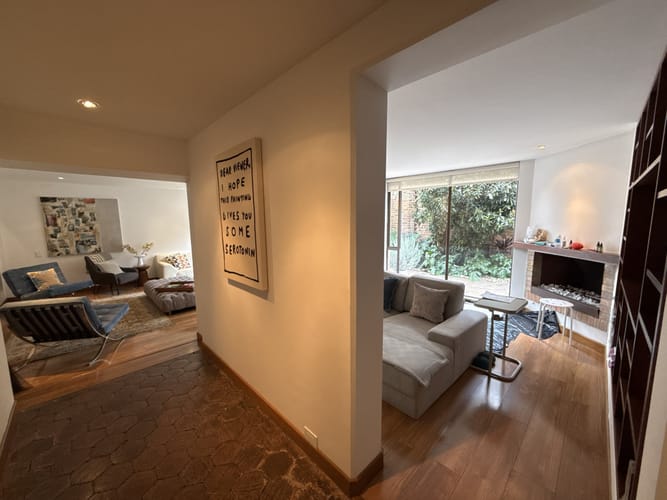 Casa de 3 alcobas en venta en Santa Barbara Oriental, Bogotá, 325 m² · foto 18 de 24
