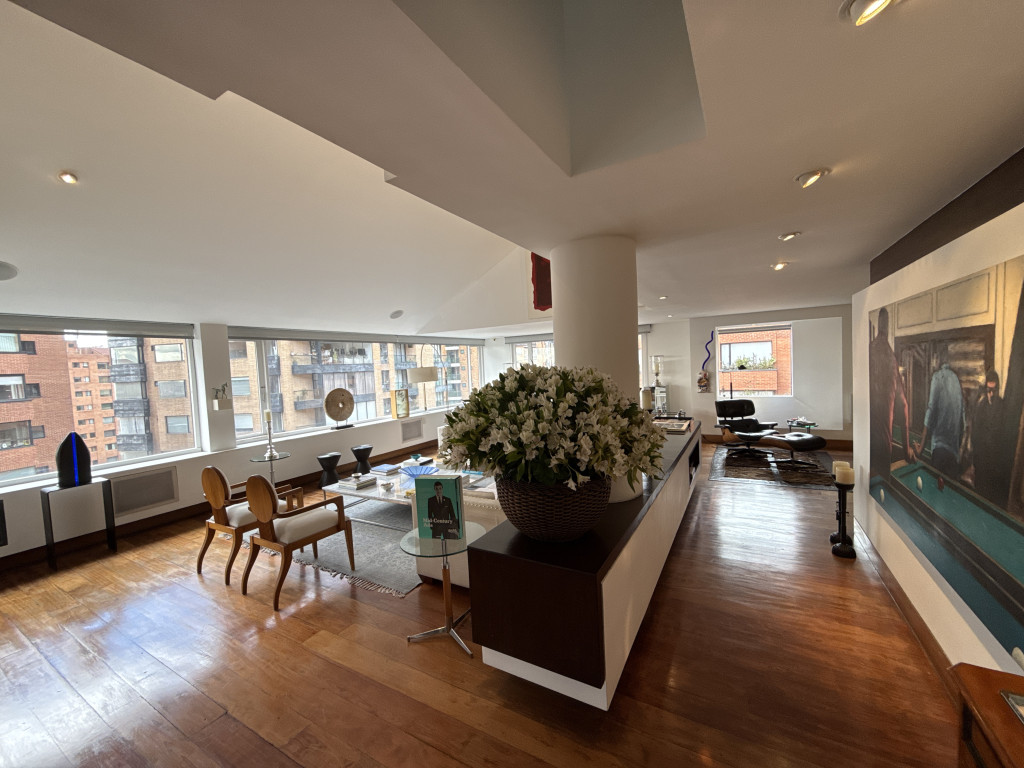Apartamento en venta en El Refugio, Bogotá · foto 3 de 24
