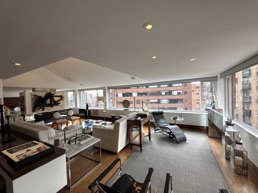 Apartamento en venta en El Refugio, Bogotá · foto 6 de 24