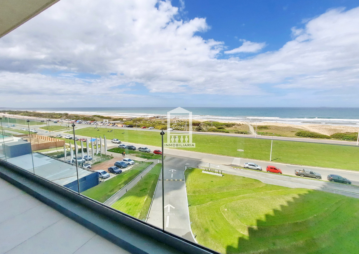 ESPECTACULAR PLANTA!! PRIMERA FILA A ESTRENAR CON TODOS LOS AMENITIES!! · Foto 10