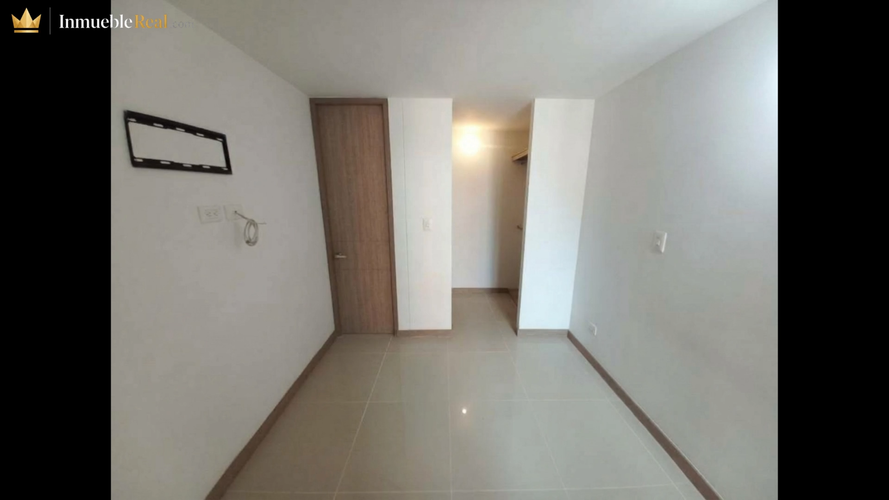 Apartamento de 3 alcobas en venta en Cr. Los Arroyuelos, Ibagué, 60 m² · foto 8 de 19