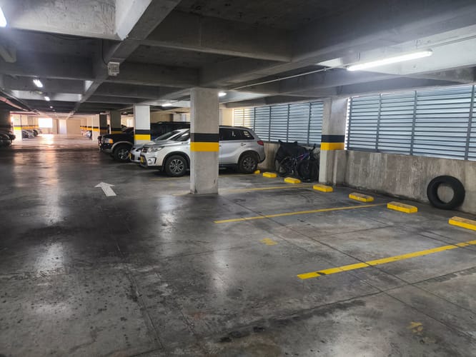 Apartamento de 3 alcobas en venta en Cr. Los Arroyuelos, Ibagué, 60 m² · foto 17 de 19