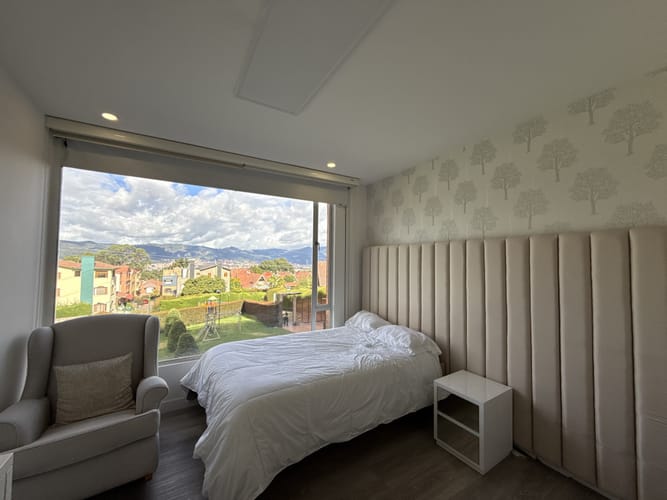 Apartamento de 4 alcobas en venta en Suba Cerros, Bogotá, 293 m² · foto 13 de 22