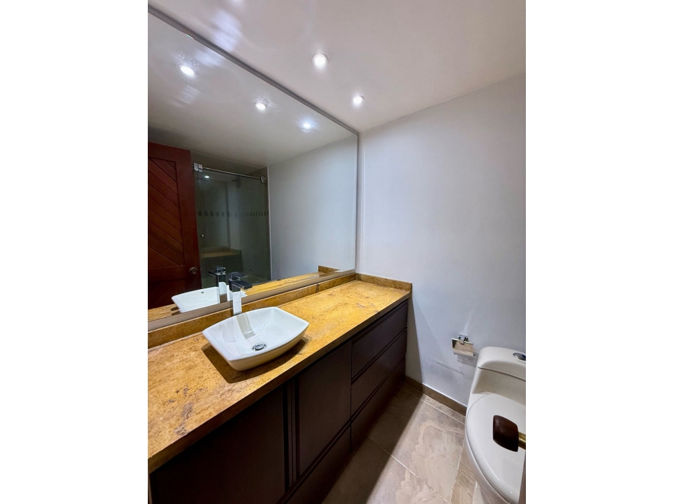 Apartamento en venta en Country Club, Bogotá · foto 11 de 14