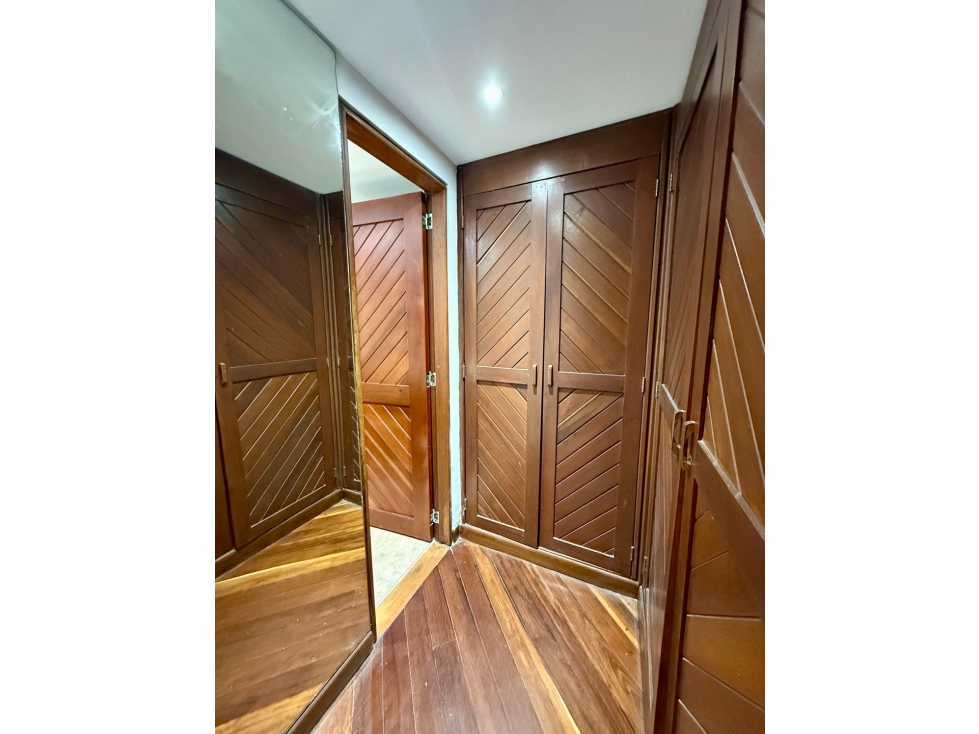 Apartamento en venta en Country Club, Bogotá · foto 12 de 14