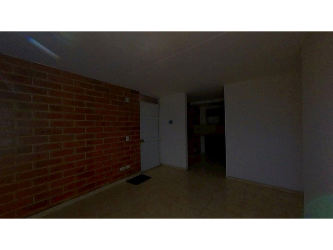 Apartamento de 2 alcobas en venta en Altos De Camilo Torres, Soacha, 48 m² · foto 2 de 16