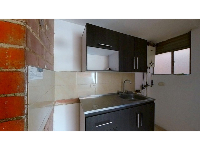 Apartamento de 2 alcobas en venta en Altos De Camilo Torres, Soacha, 48 m² · foto 5 de 16