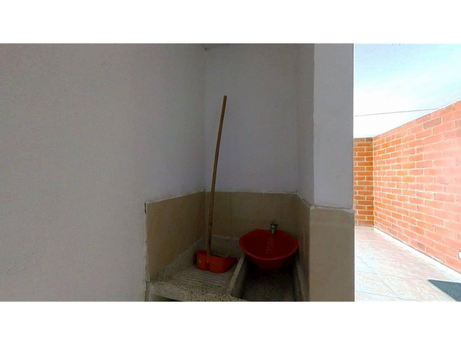 Apartamento de 2 alcobas en venta en Altos De Camilo Torres, Soacha, 48 m² · foto 6 de 16