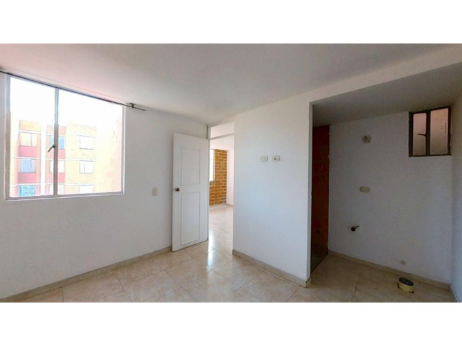 Apartamento de 2 alcobas en venta en Altos De Camilo Torres, Soacha, 48 m² · foto 10 de 16