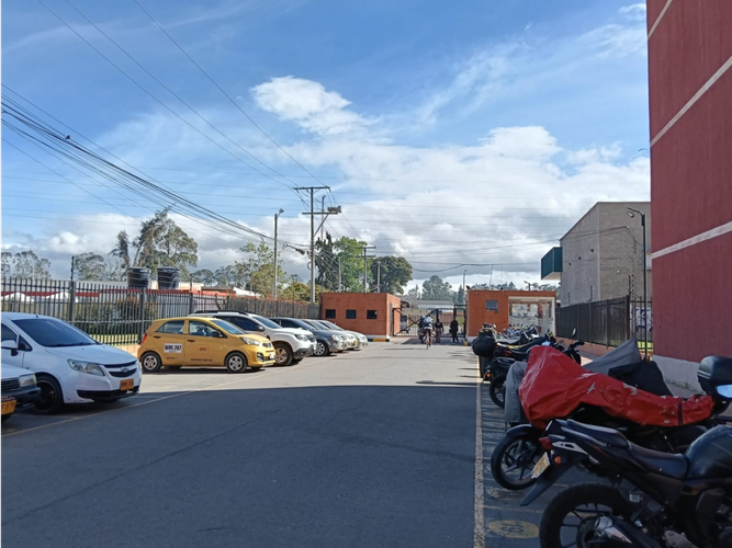 Apartamento de 2 alcobas en venta en Altos De Camilo Torres, Soacha, 48 m² · foto 12 de 16