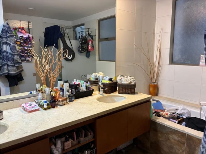 Apartamento de 3 alcobas en venta en Cerros De Suba, Bogotá, 202 m² · foto 12 de 24