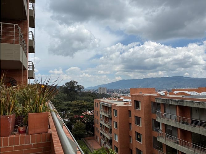 Apartamento de 3 alcobas en venta en Cerros De Suba, Bogotá, 202 m² · foto 19 de 24