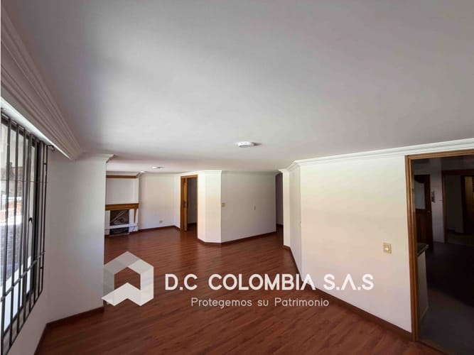 Apartamento de 4 alcobas en venta en La Uribe, Bogotá, 133 m² · foto 5 de 24