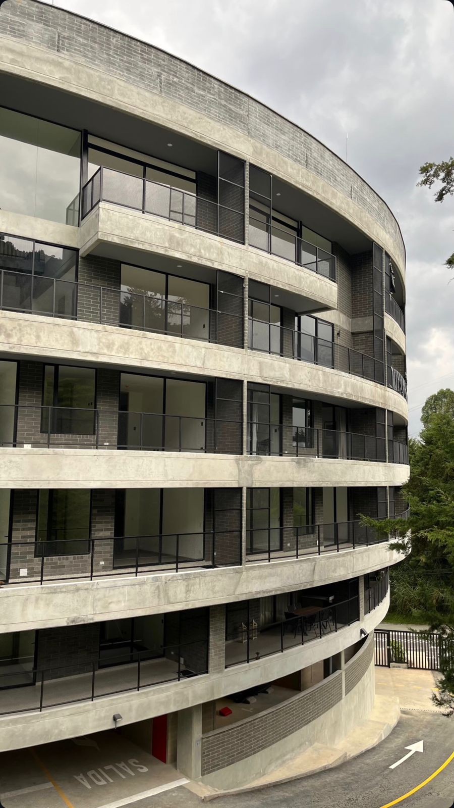 Apartamento en venta en Loma Del Escobero, Envigado · foto 9 de 10
