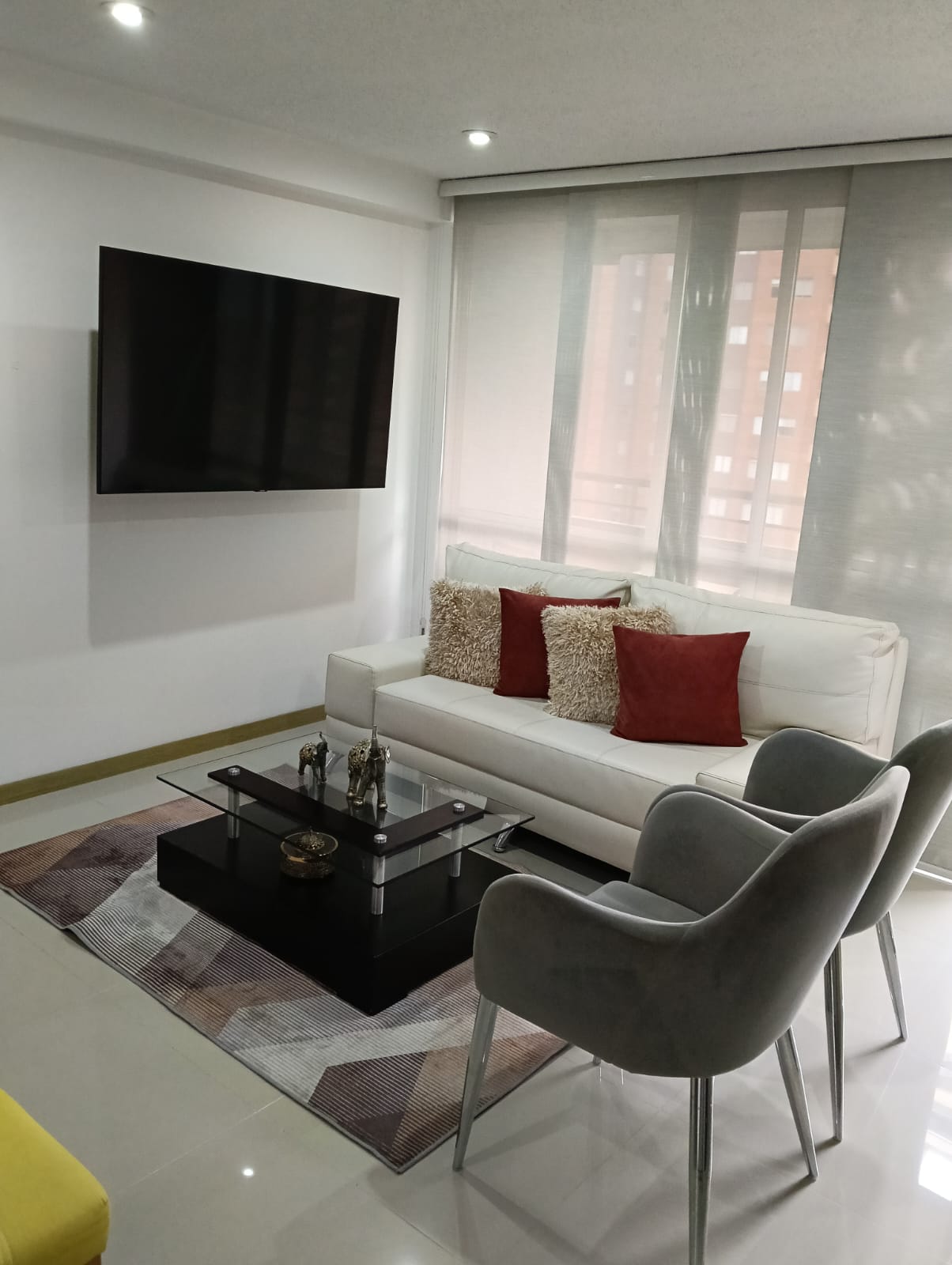 Apartamento en venta en Laureles, Medellín · foto 2 de 20